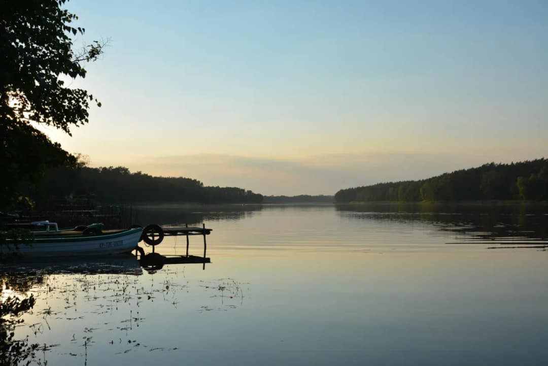 Jezioro Rudnickie Wielkie - piękno natury i rekreacja w jednym
